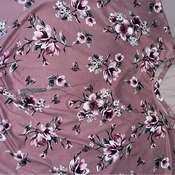 Pink with flower print blouse - Picture 6 of 6